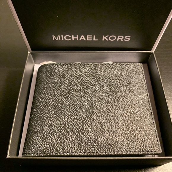 Michael Kors Other - 💠BRAND NEW MK jet set black wallet for men‼️
